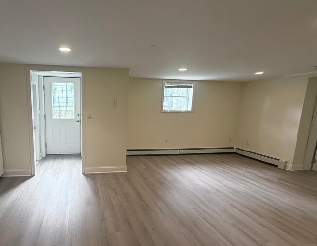 Building Photo - 76 Havemeyer Ln