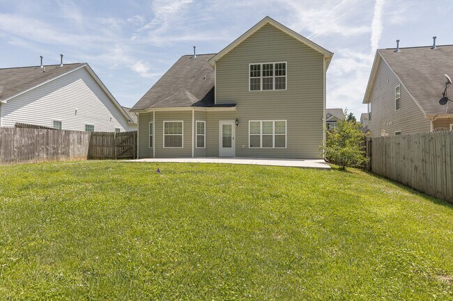 Building Photo - 5907 Landerwood Dr