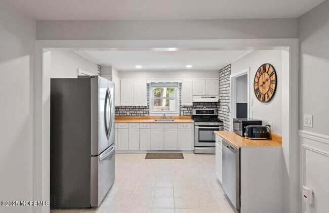 Building Photo - 173 McKinley Ct