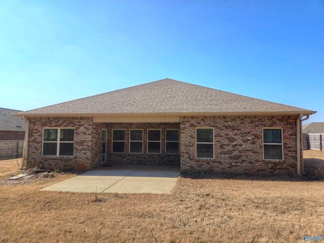 Building Photo - 117 Edensmith Dr