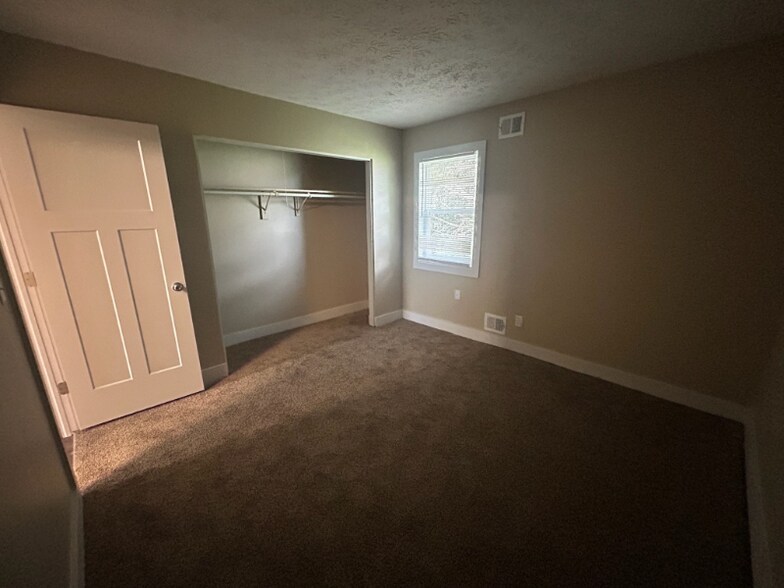 Building Photo - 530 N Union St