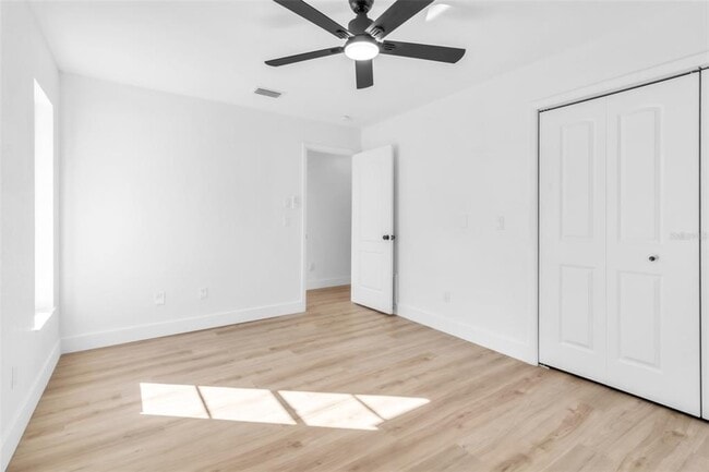 Building Photo - 1110 Woodcrest Ave