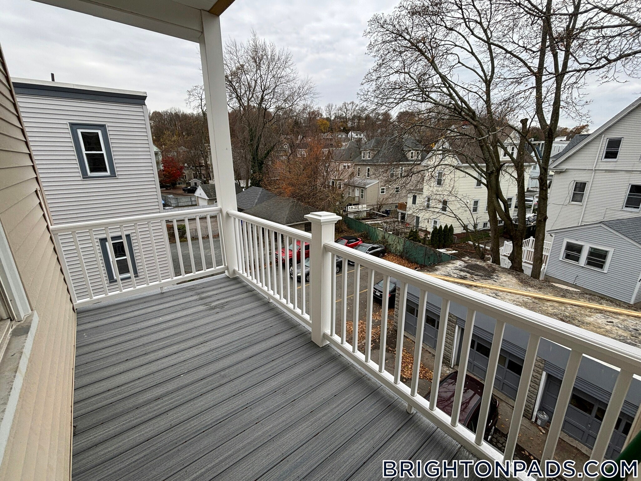 Building Photo - 44 Fairbanks St