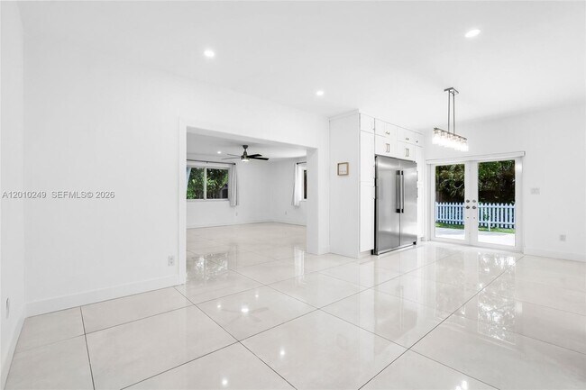 Building Photo - 7800 SW 57th Ct