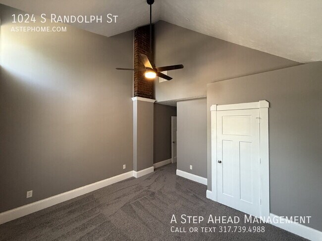 Building Photo - 1024 S Randolph St