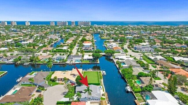 Building Photo - 2830 NE 56th Ct