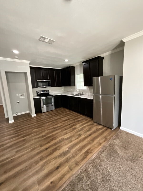 Building Photo - 4126 Sayers St