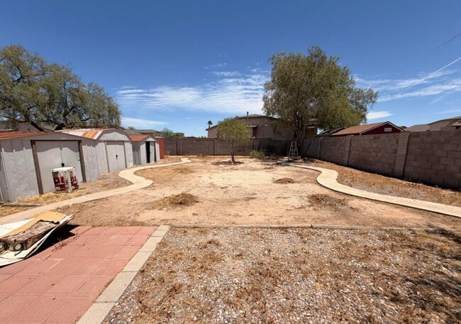 Building Photo - 3 Bed 2 Bath Home in the Heart of Downtown Florence!