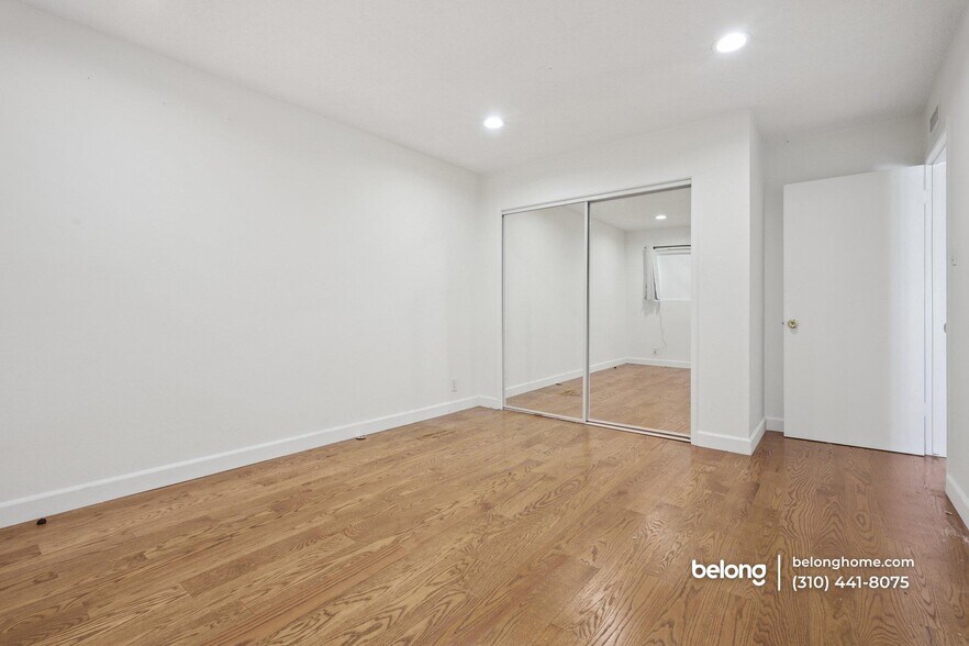 Building Photo - 6509 Kester Ave