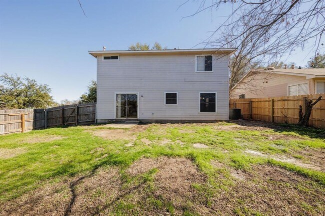 Building Photo - 13812 Spring Heath Rd