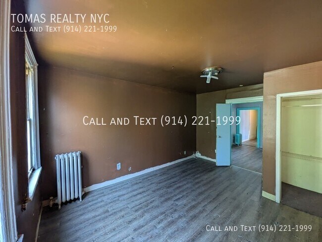 Building Photo - 153 McLean Ave