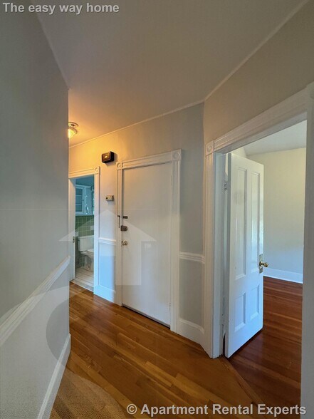 Building Photo - 69 Raymond Ave