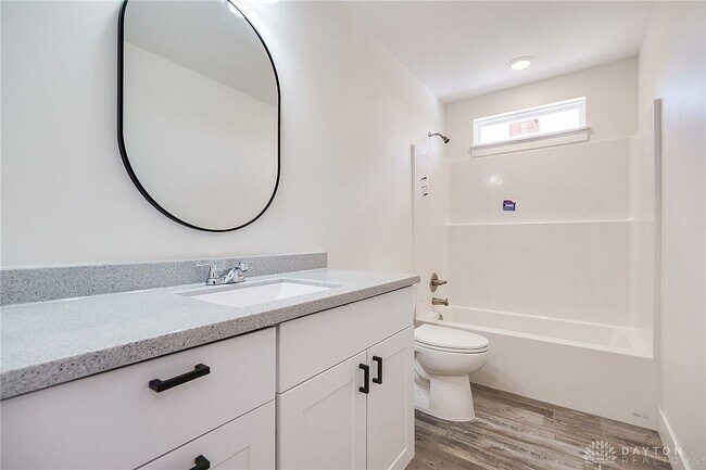 Building Photo - 4253 Pleasant View Ave