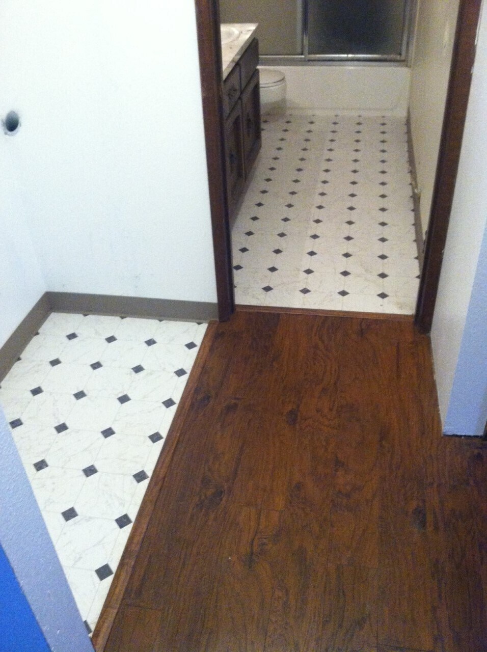 Building Photo - 1825 C Pl SE