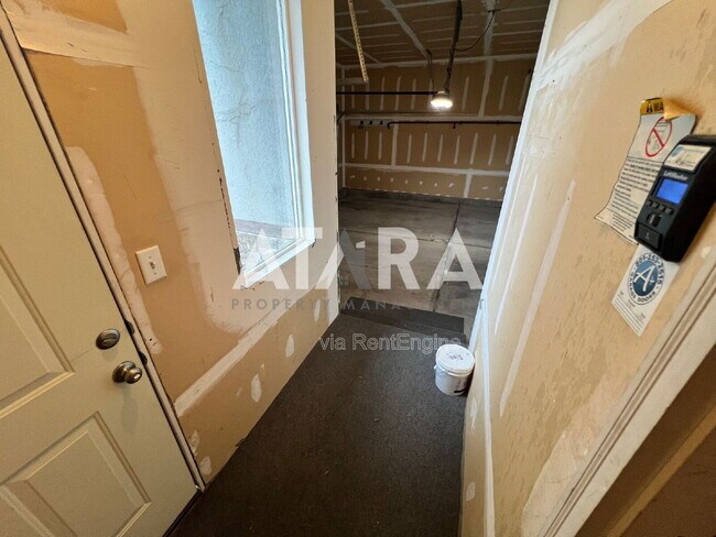 Building Photo - 11458 Harvest Crest Way