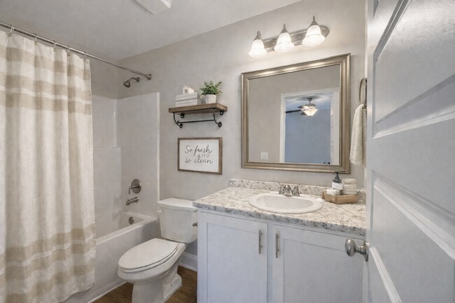 Building Photo - 119 Zetterower Rd