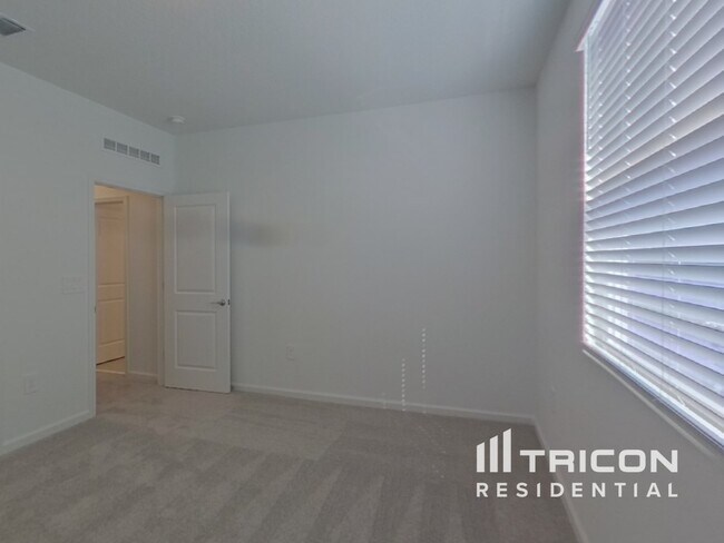 Building Photo - 2450 Peace Of Mind Ave
