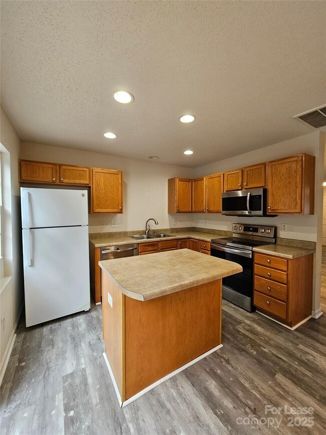 Building Photo - 12340 Honey Hill Ln