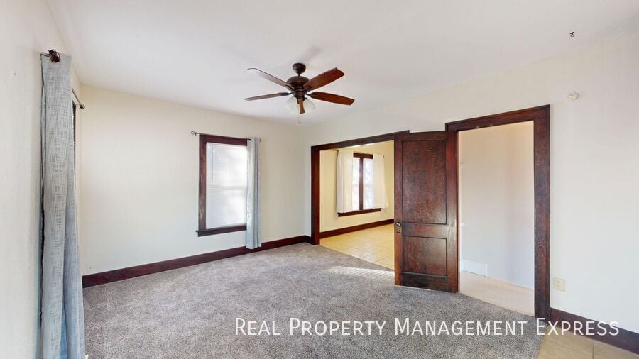 Building Photo - 3 Bedroom 1 Bathroom Home For Rent In Sioux Falls