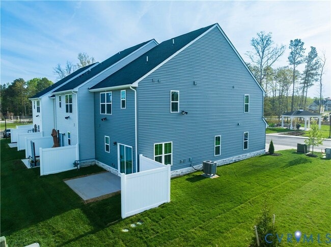 Building Photo - 10660 Wrexham Townes Vw