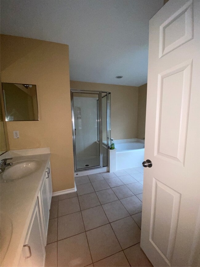 Building Photo - 2831 Hackamore Hollow Ln
