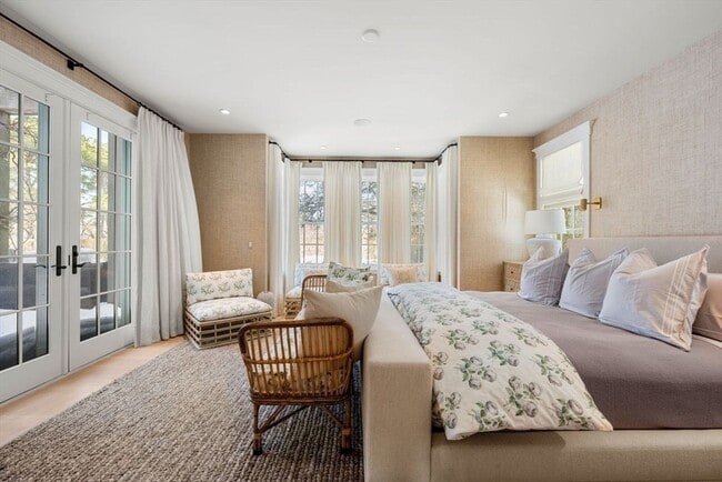 Building Photo - 34 Brewster Rd