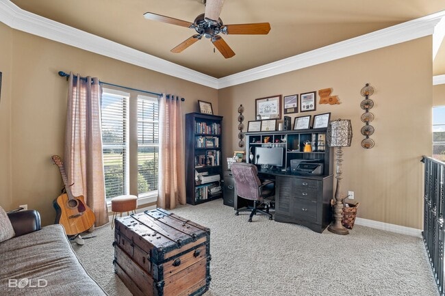 Building Photo - PRIVATE OASIS IN GATED COMMUNITY