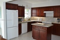 Building Photo - 3850 Galt Ocean Dr