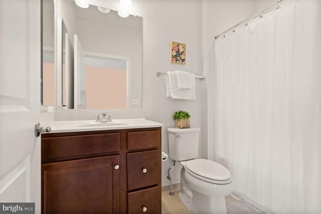 Building Photo - 1108 Coubertin Dr SE
