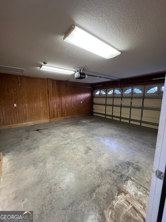 Building Photo - 162 Austin Ryan Dr
