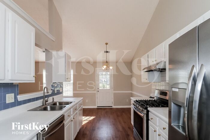 Building Photo - 569 Kirtley Ct
