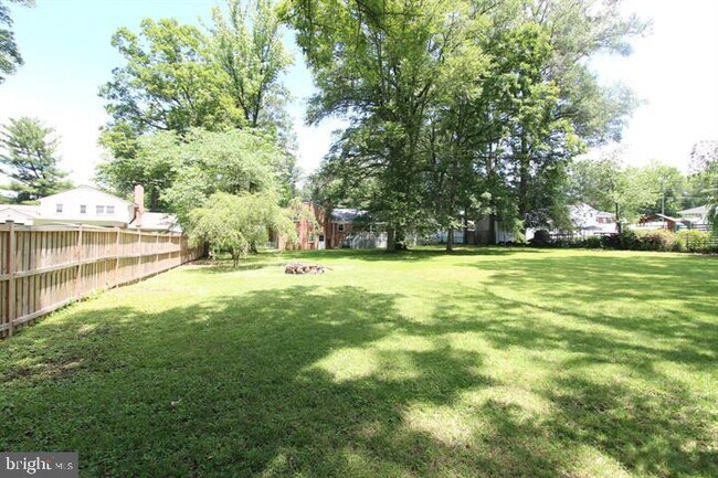 Building Photo - 4401 Jackson Pl