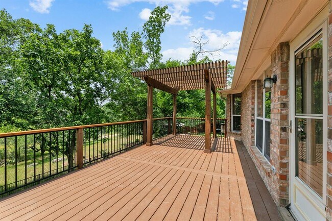 Building Photo - 11701 Sterling Panorama Terrace