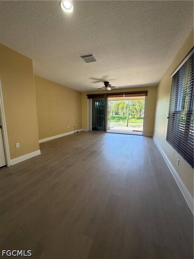 Building Photo - 368 Harbor Ridge Dr