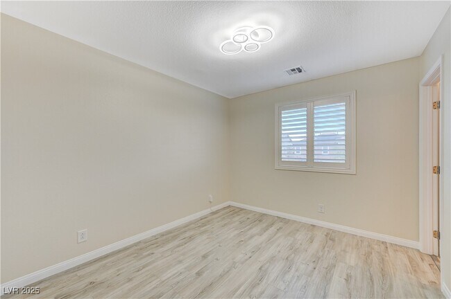 Building Photo - 7256 Sterling Rock Ave