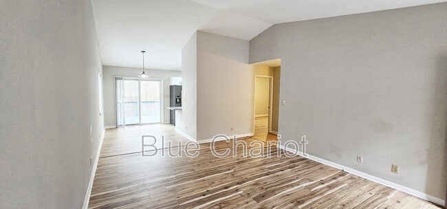 Building Photo - 47 Bell Cir