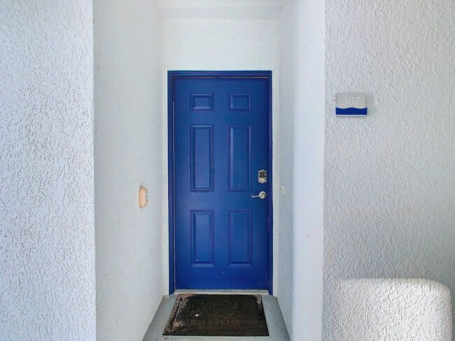 Building Photo - 4784 Clock Tower Dr