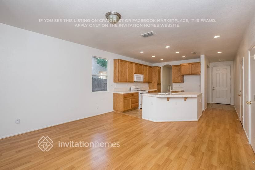 Building Photo - 1564 Union Square Rd