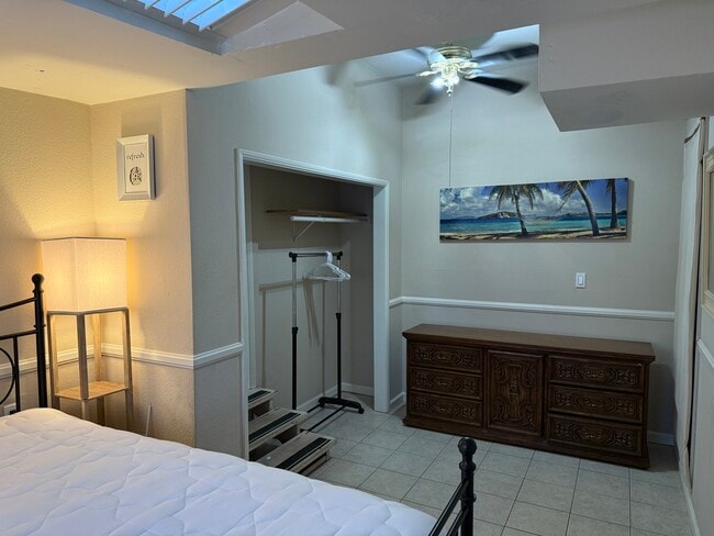 Building Photo - 110 W El Portal