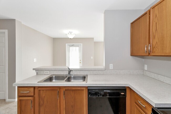 Building Photo - 136 Bertram Dr
