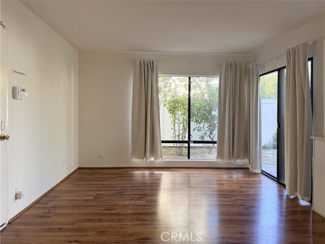 Building Photo - 4881 Royce Rd