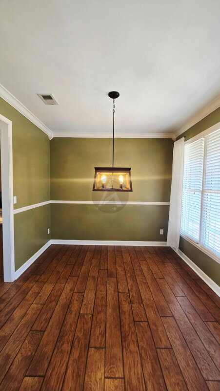 Building Photo - 203 Elmbrook Ln