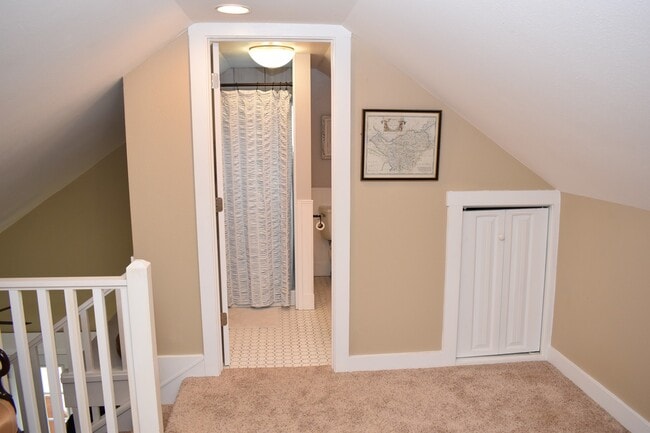 Building Photo - Coming soon - Charming North End Craftsman Near Proctor District!