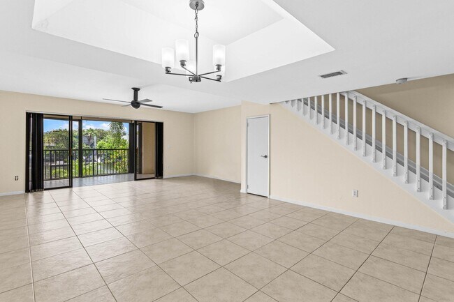 Building Photo - 210 Captains Walk