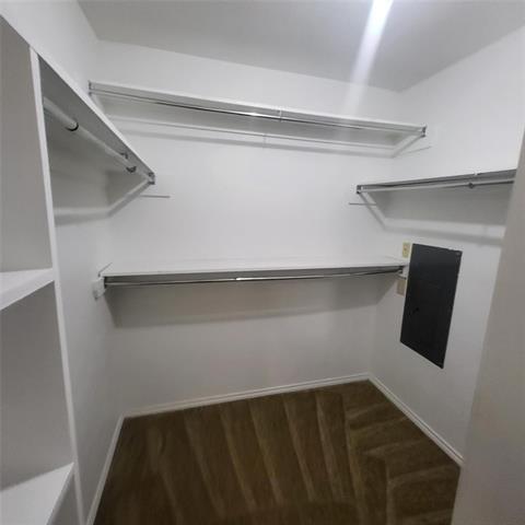 Building Photo - 1100 Balfour Dr