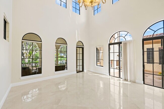 Building Photo - 7040 Long Leaf Dr