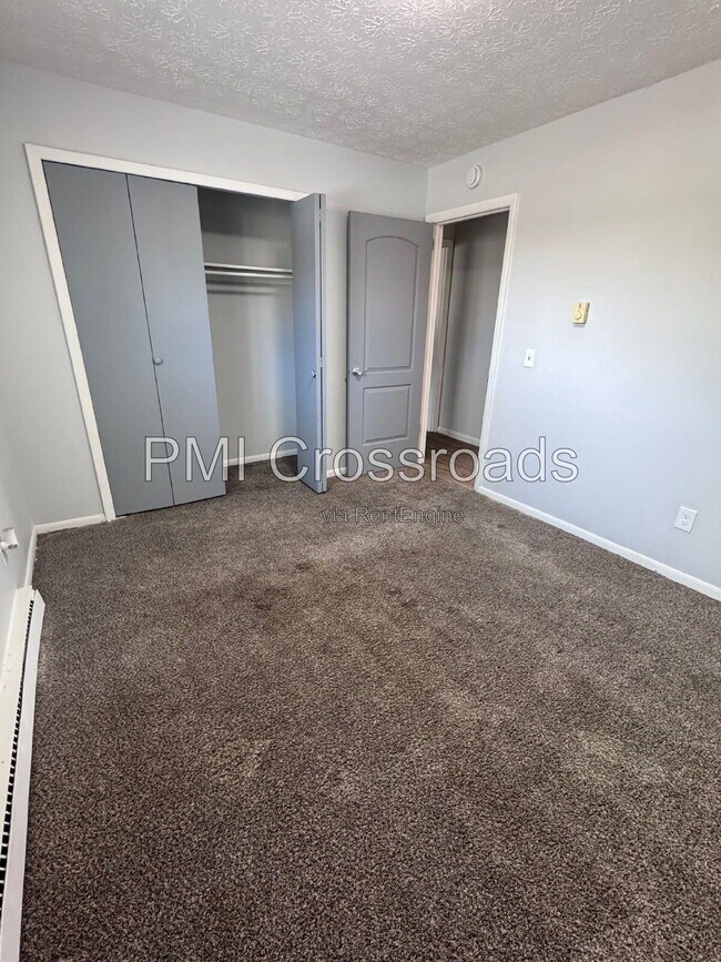 Building Photo - 1806 Whipple Ave NW