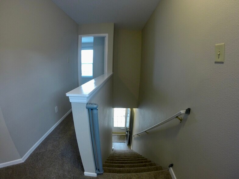 Building Photo - 10223 Cumberland Pointe blvd