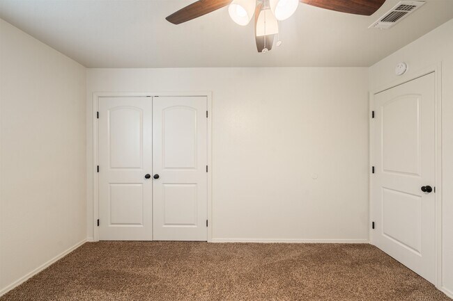 Building Photo - 111 A Rhonda Dr