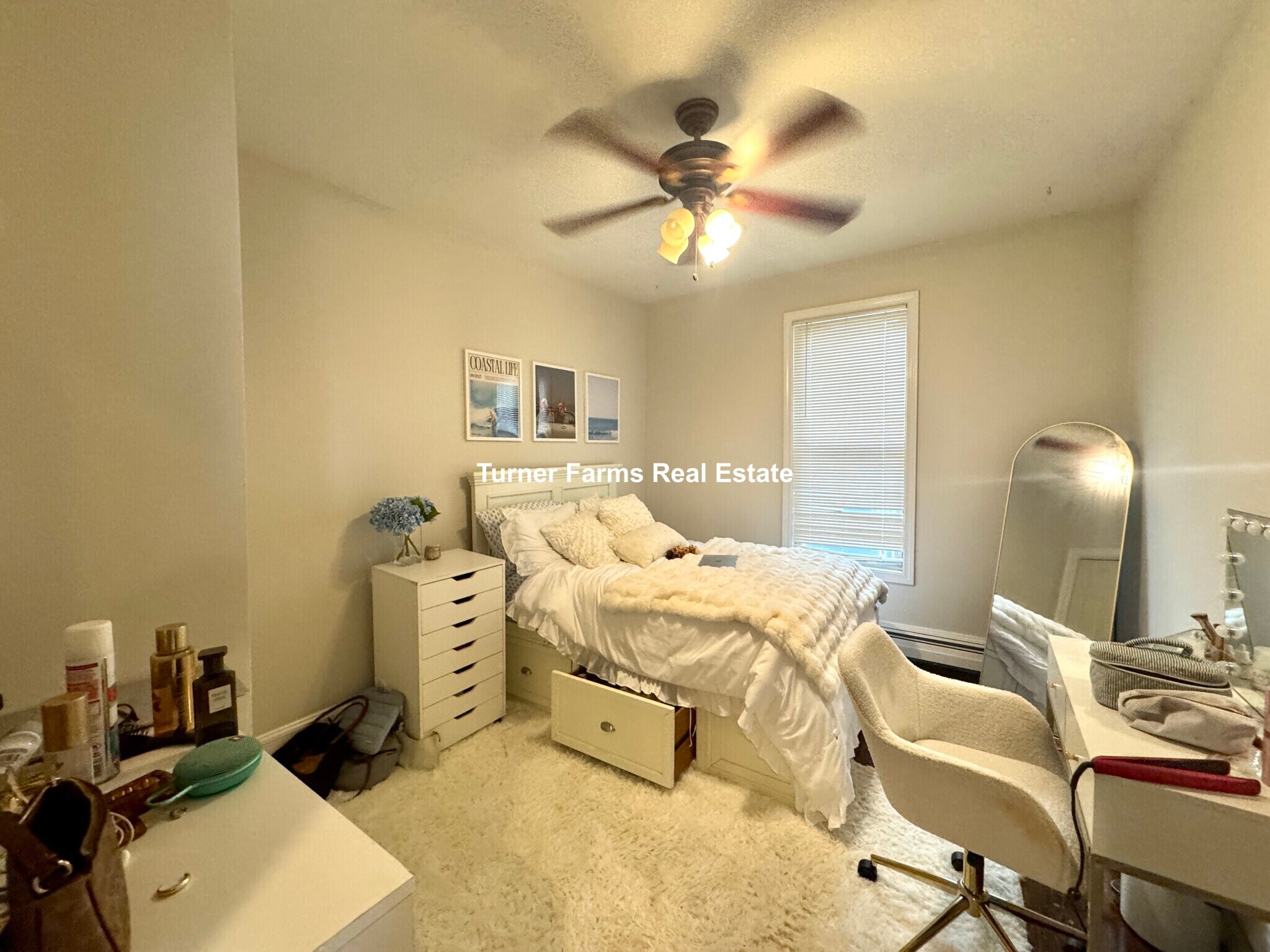 Building Photo - 717 Parker St